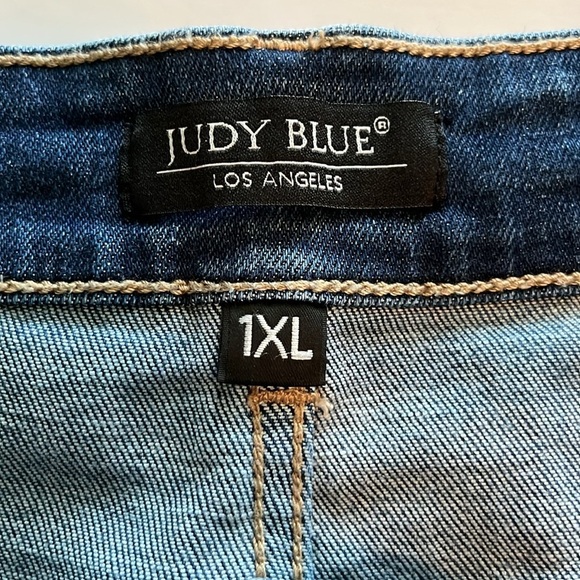 Judy Blue Shorts High Rise Size 1XL - Picture 9 of 16